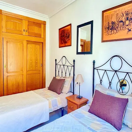 Apartment Lmha24, De Frente Marino, 2 Bedroom, 1 Bathroom With Pool View *