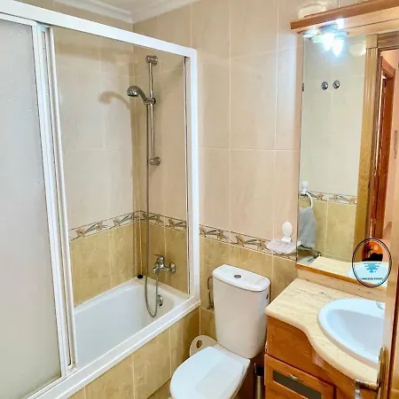 Apartment Lmha24, De Frente Marino, 2 Bedroom, 1 Bathroom With Pool View *